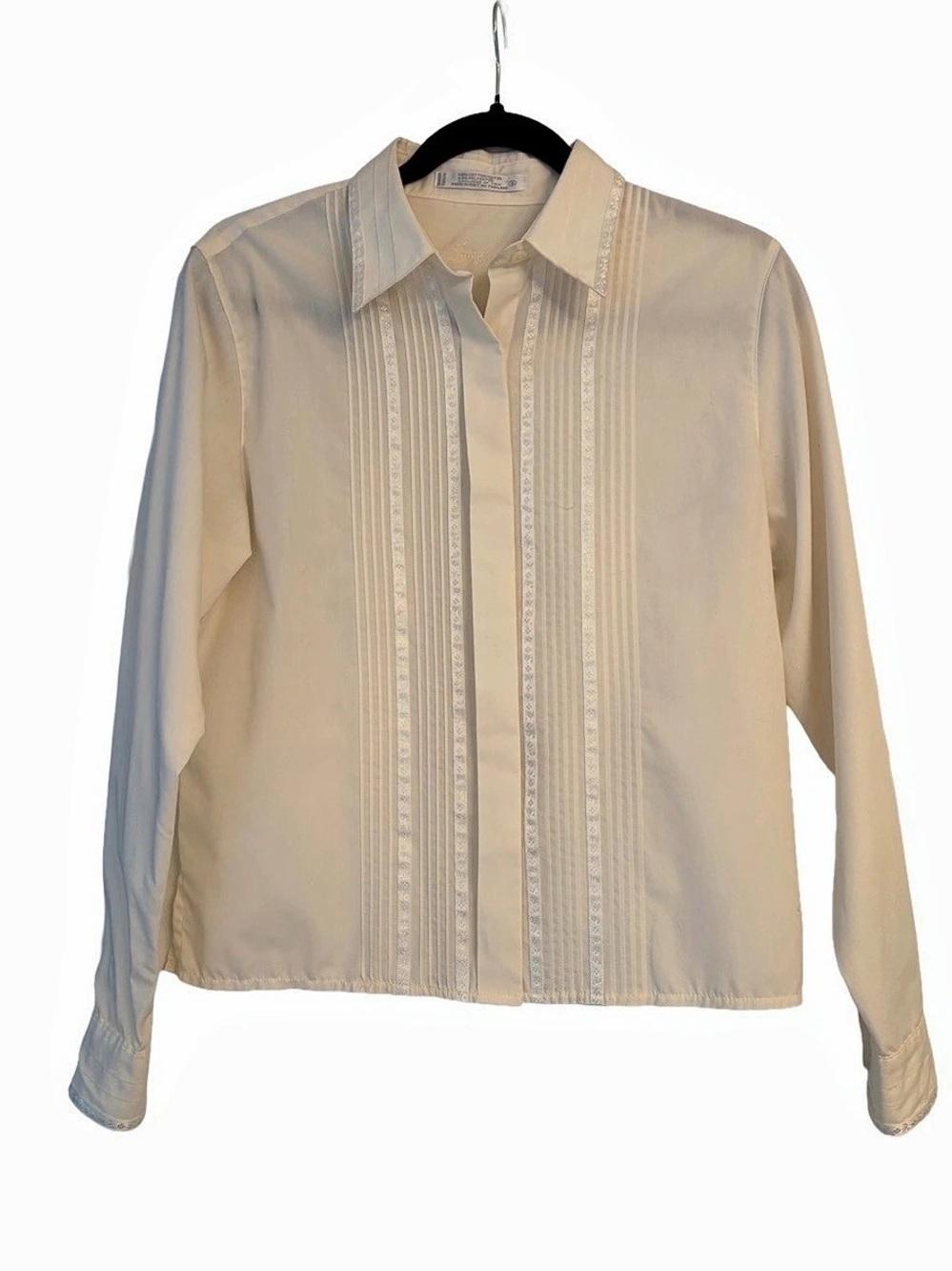 Vintage Foxcroft Pintuck Tuxedo Blouse Cream Size 6